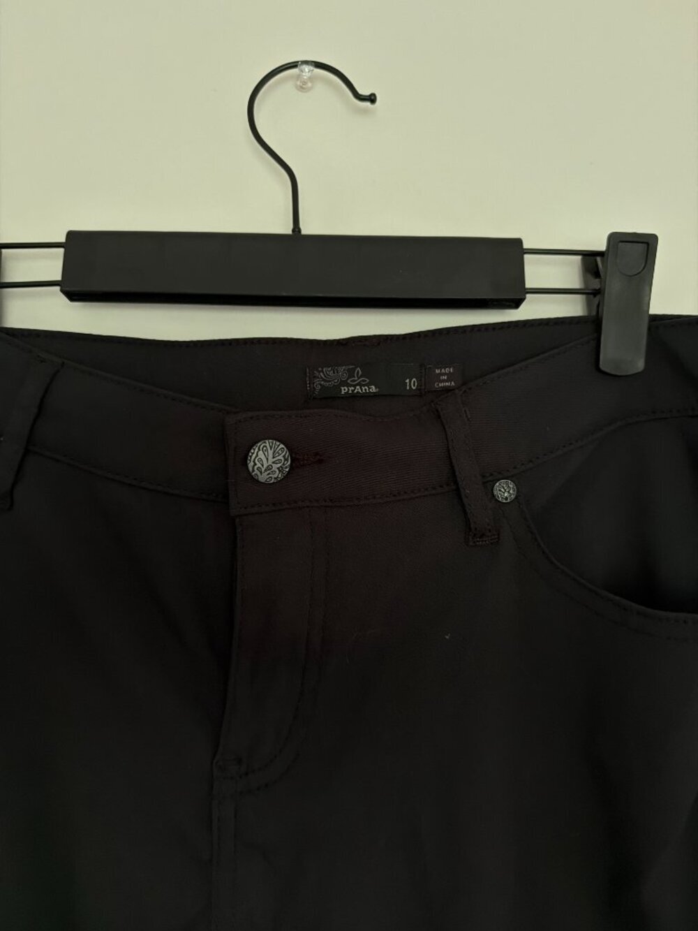 Prana Pants Women Black Cargo Skinny Stretch Casual 10 hiking travel fall - Picture 3 of 11